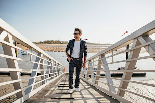 Photo n°48 de Fernand 1978 à Falaise (Magasin de vêtements pour hommes)