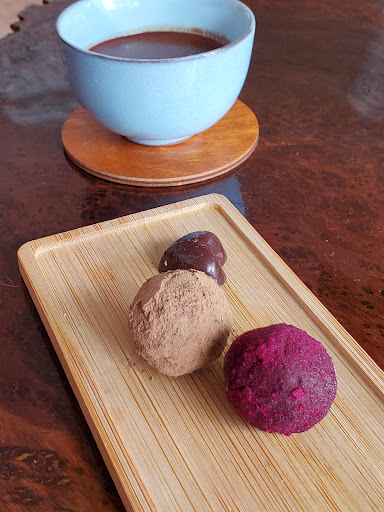 Living Chocolate - Thumbnail