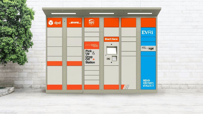 Bounce Luggage Storage - 15615 TG Convenience Stores Limited EC1V 1JQ photo 2