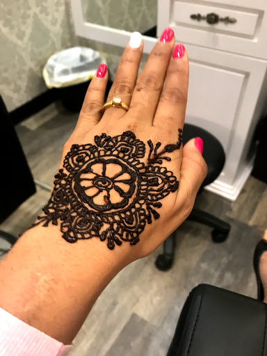 Anna Threading & Spa - Visual