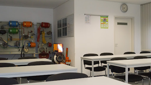 Fahrschule + Ausbildungsstelle HANSE Gallery - Germany