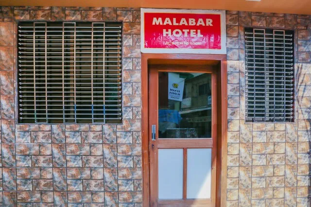 OYO 79506 Hotel Malabar