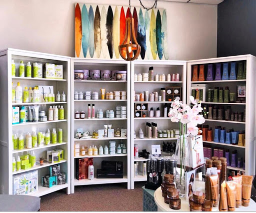 Salon Ginger Gallery - United States