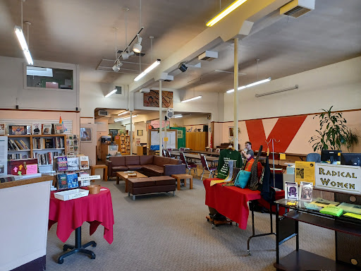 Clara's Books - Thumbnail