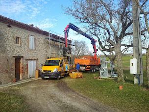 Photo n°4 de SARL Société Charpentes Menuiserie Bibanow Lautier à Florentin (Couvreur)