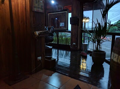Photos of El Barbero