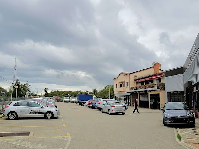 Photos of Hyundai Dealer