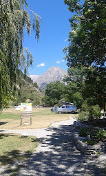 Photo n°68 de Camping Mandala à Prads-Haute-Bléone (Professeur de yoga)