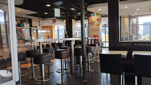 McDonald's Almelo Woonboulevard - Thumbnail