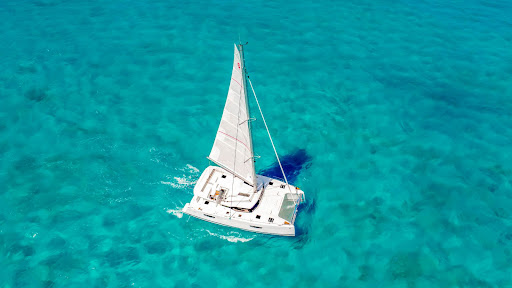 The Sailing Brothers Cancun - Boat Rentals and Isla Mujeres tours