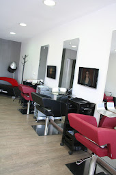 Photo n°7 de YBC Coiffure Mondonville à Mondonville (Salon de coiffure)