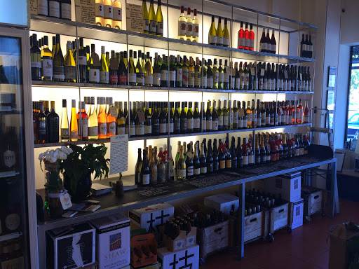 Village Vineyard Fine Booze - Thumbnail