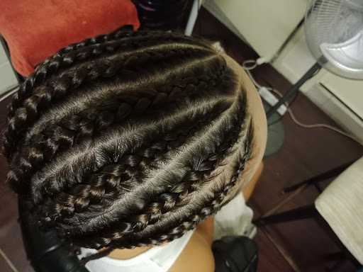 African Braids Cornrows and Unique Hair Styles - Thumbnail