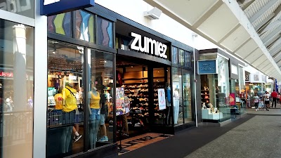 Zumiez