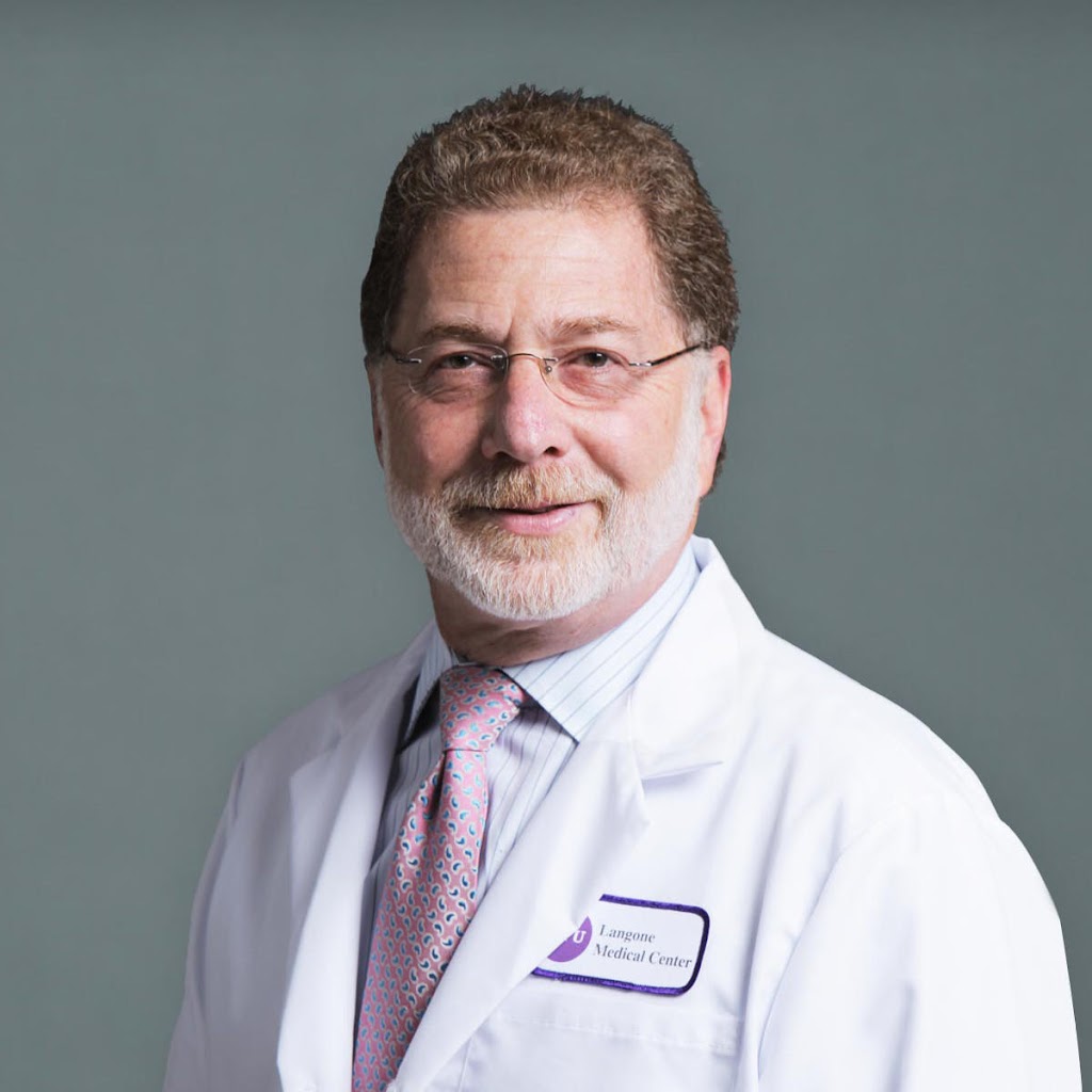 Stephen A Siegel Md