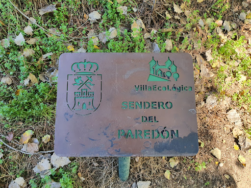 Él Paredón - Visual
