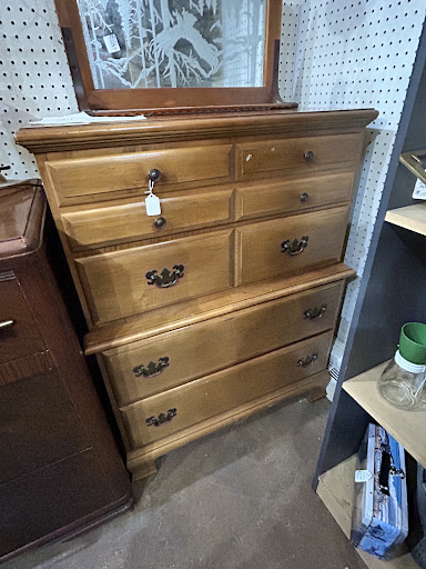 Caldwell Antique Mall & Flea Market - Thumbnail
