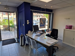 Photo n°8 de Allianz Assurance MORESTEL - Clément ANDRÉ EI à Morestel (Compagnie d'assurance moto)