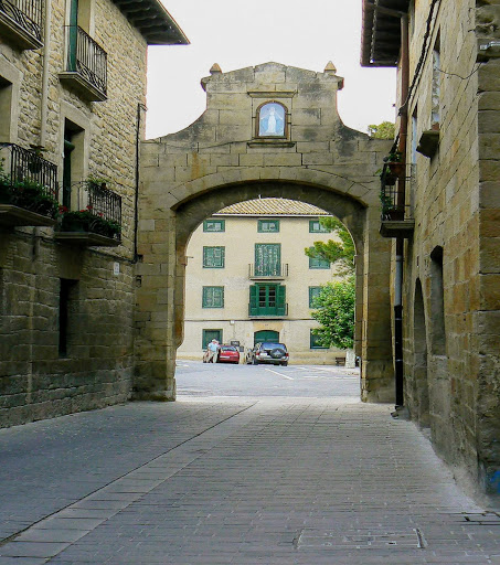 Oficina de Turismo de Olite / Erriberriko turismo bulegoa Gallery - Spain