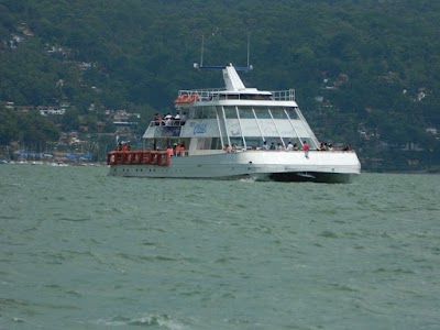 Photos of Yate Cristal