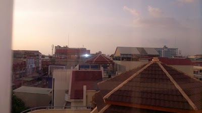 Photos of Ratanak Phnom Penh