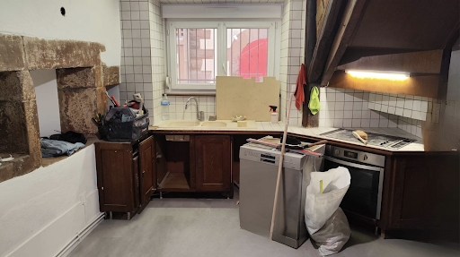 Rénovation de cuisine à Obernai - Chantier en fin de...
