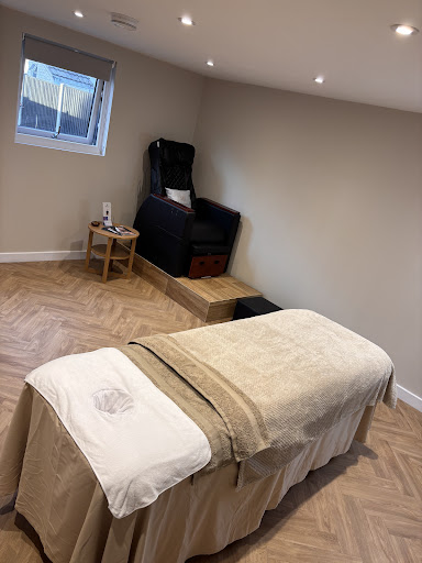 Unwind Health & Beauty