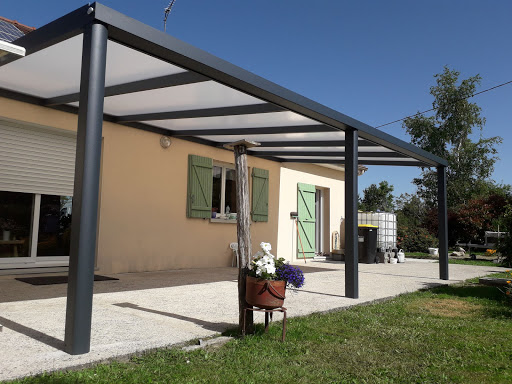 Photo de PRO RENOVATION JEAN COUVREUR MACON ZINGUEUR PEINTRE EN BATIMENT DEMOUSSAGE LA SOUTERRAINE CREUSE à Saint-Maurice-la-Souterraine (23300)