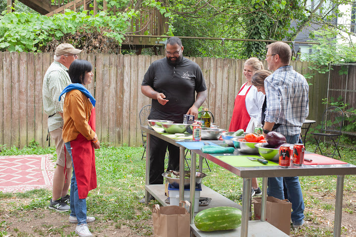 Feed the Mass by null