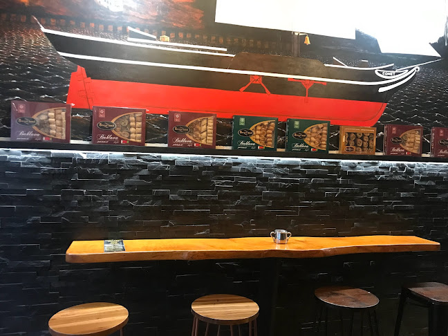 Reviews of Comet Pieces in Glasgow - Coffee shop