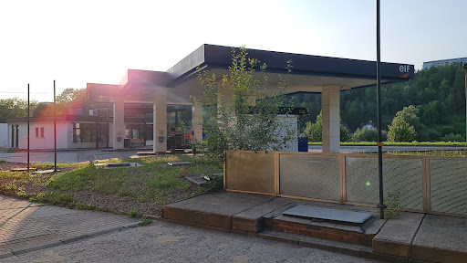 ELF-Tankstelle - Visual