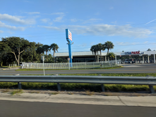 USAPARK Airport Parking - Thumbnail