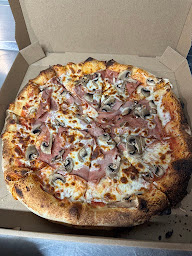 Photo n°3 de FANZY PIZZ TARARE à Tarare (Pizzeria)