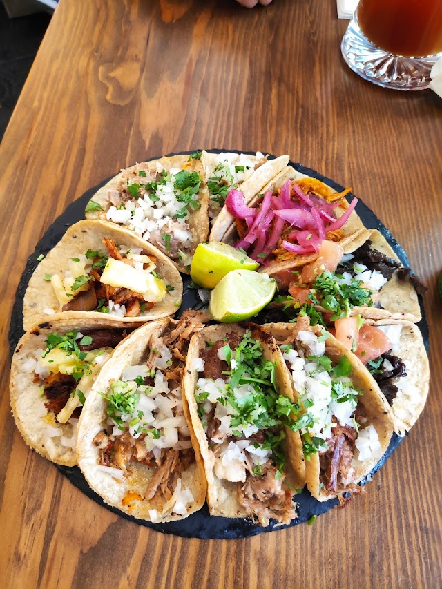 Tiki Taco Santa Isabel