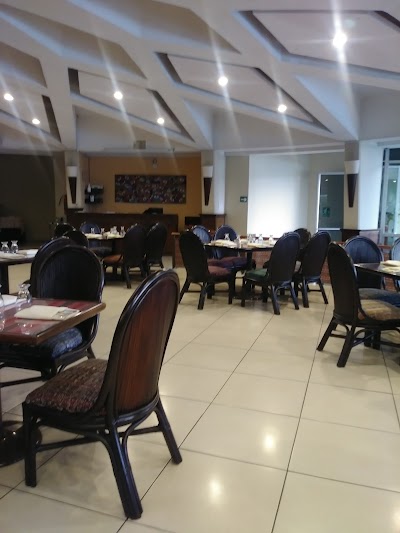 Cakchiquel Restaurant, Porta Hotel