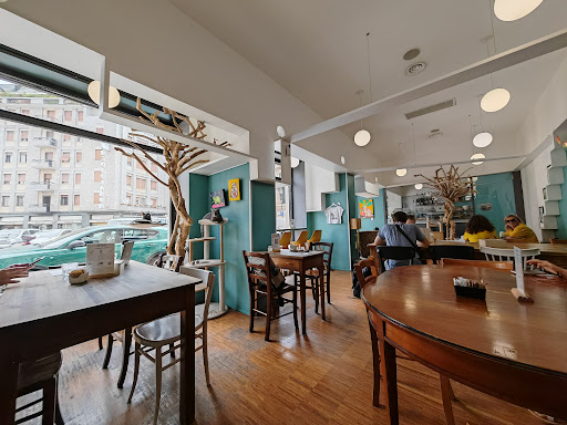 Crazy Cat Café - Visual
