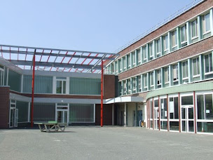 Photo n°2 de Collège Henri Sellier à Bondy (Collège)