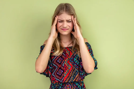 Headache Relief: Causes and Natural Remedies at Suvarnsandhya Clinic