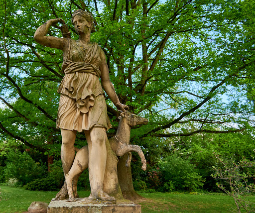 Diana (Skulptur) im Schlosspark