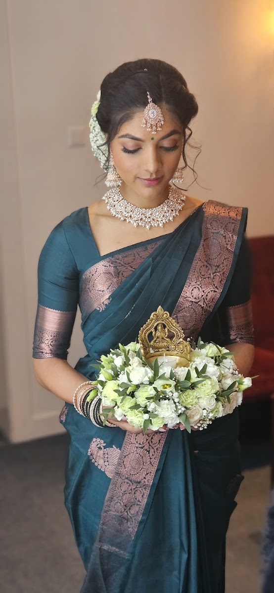 Reka hair and makeup - Makeup Artists in Greenford