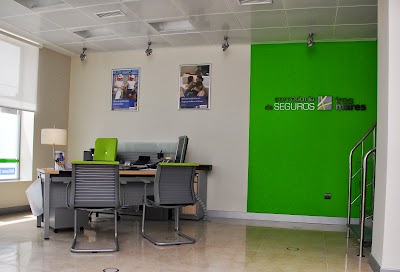 Photos of Tres Mares Corredur&iacute;a de Seguros