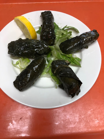 DC CAFE N GRILL by null