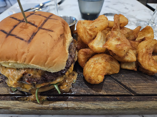 Savage Chef Bar & Grill - Thumbnail