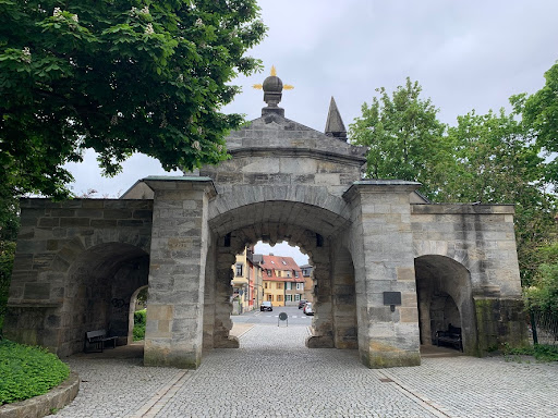 Nuremberg Gate - Visual