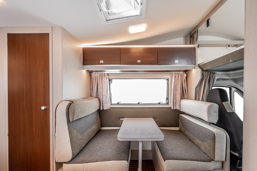 Escapade motorhome hire - Thumbnail