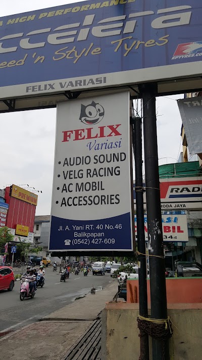 Photos of Felix Variasi