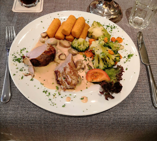 Fehtlon Restaurant - Thumbnail