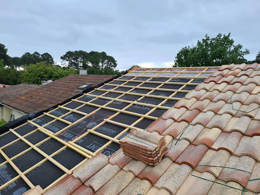 Photo de JMS Couverture Artisan Charpentier Couvreur Neuf et Rénovation