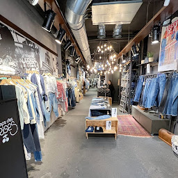 Photo n°8 de Le Temps des Cerises à Cannes (Magasin de vêtements pour femmes)