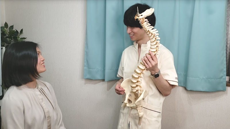 骨盤矯正・整体サロン ロイヤルキャリッジ 中川区荒子店